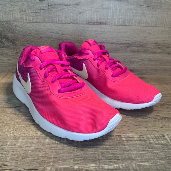 Nike Other - Nike Tanjun Print (GS) Hyper Violet / Pink Blast